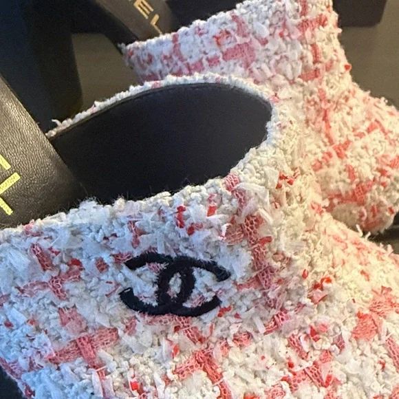 2024 CRUISE CHANEL PINK GLITTERED TWEED MULE 36 - Picture 5 of 13